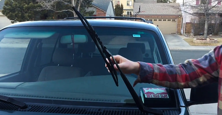 How to Change Windshield Wiper for 2018 Toyota 4runner FI