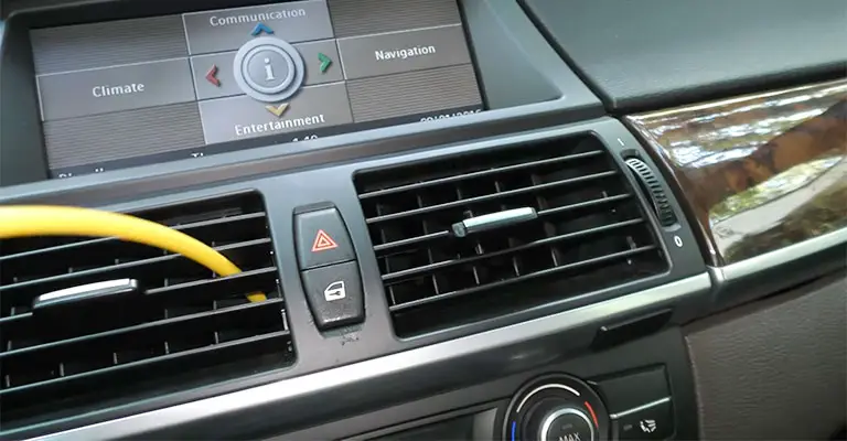 How to fix the Hissing noise coming out from the car’s air conditioner