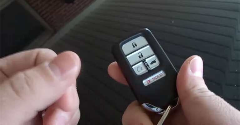 Will a Car Stay Run Without the Key Fob