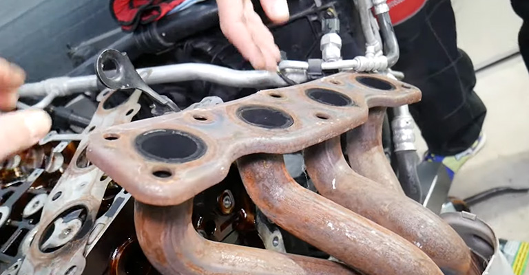 Faulty Exhaust Manifold Gasket